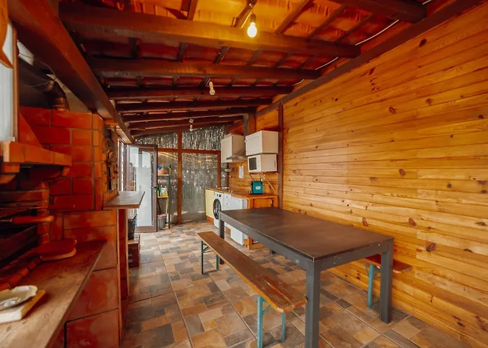 Porto Window House By Vacationy