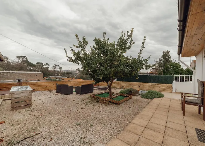 Porto Window House By Vacationy *